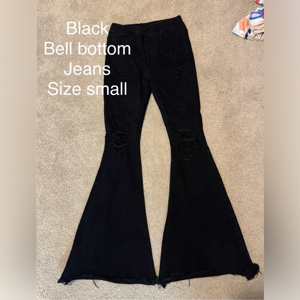 Elegant Black Flare Jeans